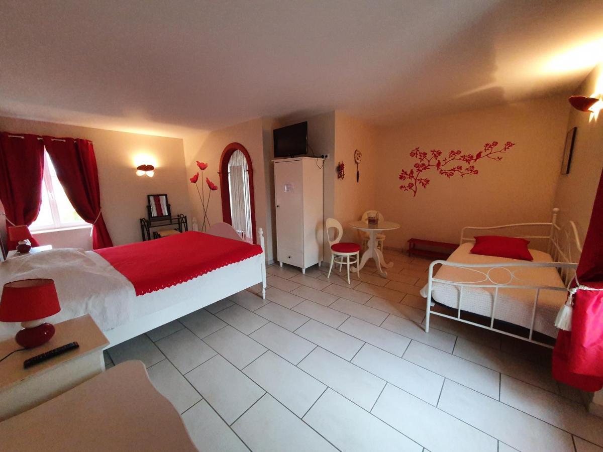 Chambres Du Logis De La Mare Du Parc Surtainville Luaran gambar